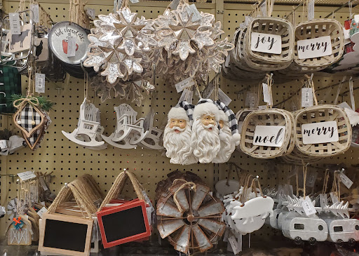 Craft Store «Hobby Lobby», reviews and photos, 2728 E Colonial Dr, Orlando, FL 32803, USA