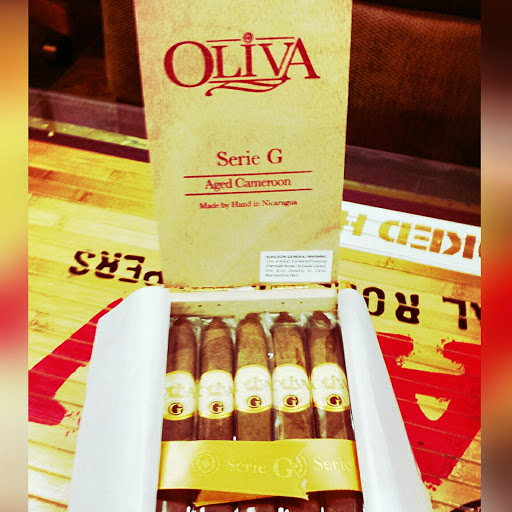 Tobacco Shop «LAX Smoke and Gift Shop», reviews and photos, 4314 W Century Blvd, Inglewood, CA 90301, USA