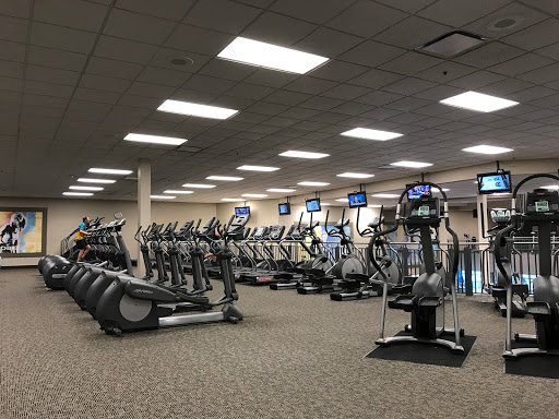 Gym «LA Fitness», reviews and photos, 2050 S Telegraph Rd, Bloomfield Hills, MI 48302, USA