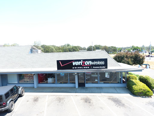 Cell Phone Store «Verizon Authorized Retailer - A Wireless», reviews and photos, 4456 Manzanita Ave, Clearlake, CA 95422, USA