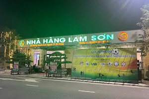 Nhà Hàng Lam Sơn image