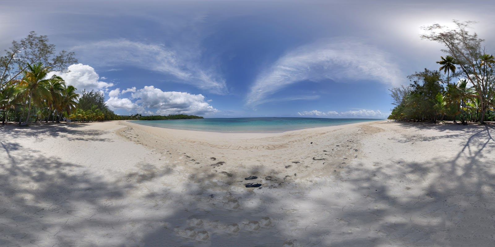 Photo of Las Ballenas Beach - popular place among relax connoisseurs