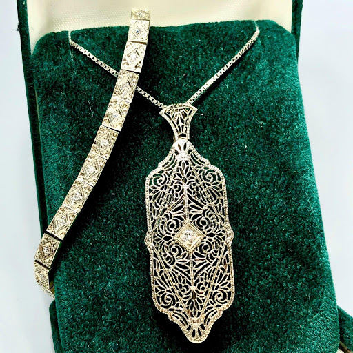 Pawn Shop «Money & More», reviews and photos, 1025 S Riverside Dr, Iowa City, IA 52246, USA