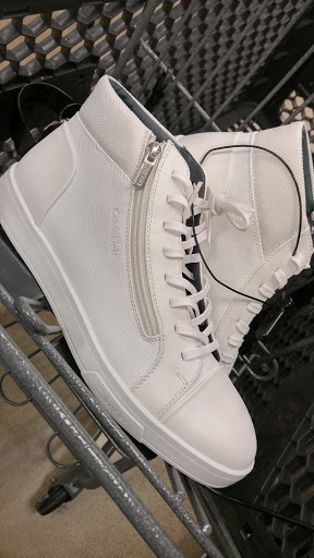 Clothing Store «Burlington Coat Factory», reviews and photos, 3350 Steelyard Dr, Cleveland, OH 44109, USA