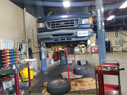 Auto Repair Shop «K&G Auto Repair and Detailing», reviews and photos, 4588 Eisenhower Ave, Alexandria, VA 22304, USA