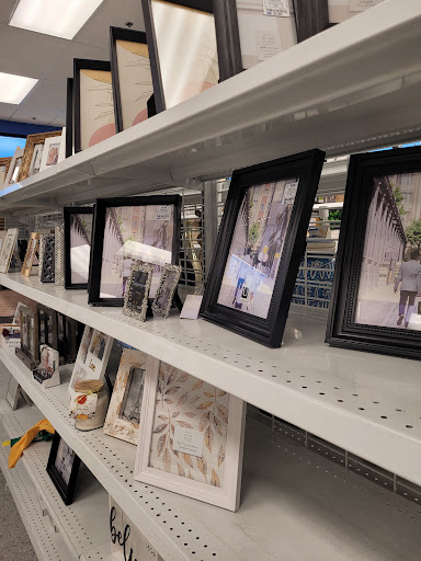 Clothing Store «Ross Dress for Less», reviews and photos, 2005 14th Ave SE, Albany, OR 97322, USA