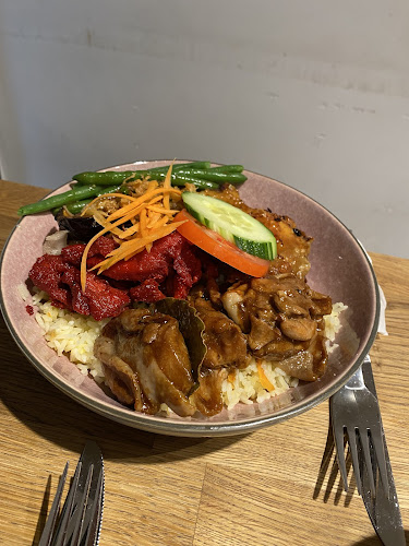 PAPA ORO‘s Filipino Ricebowls & more (Altstadt Baden) - Restaurant