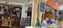 Atmosphère du Restaurant de fondues Restaurant Le Refuge - Savoyard à Saint-Raphaël - n°19