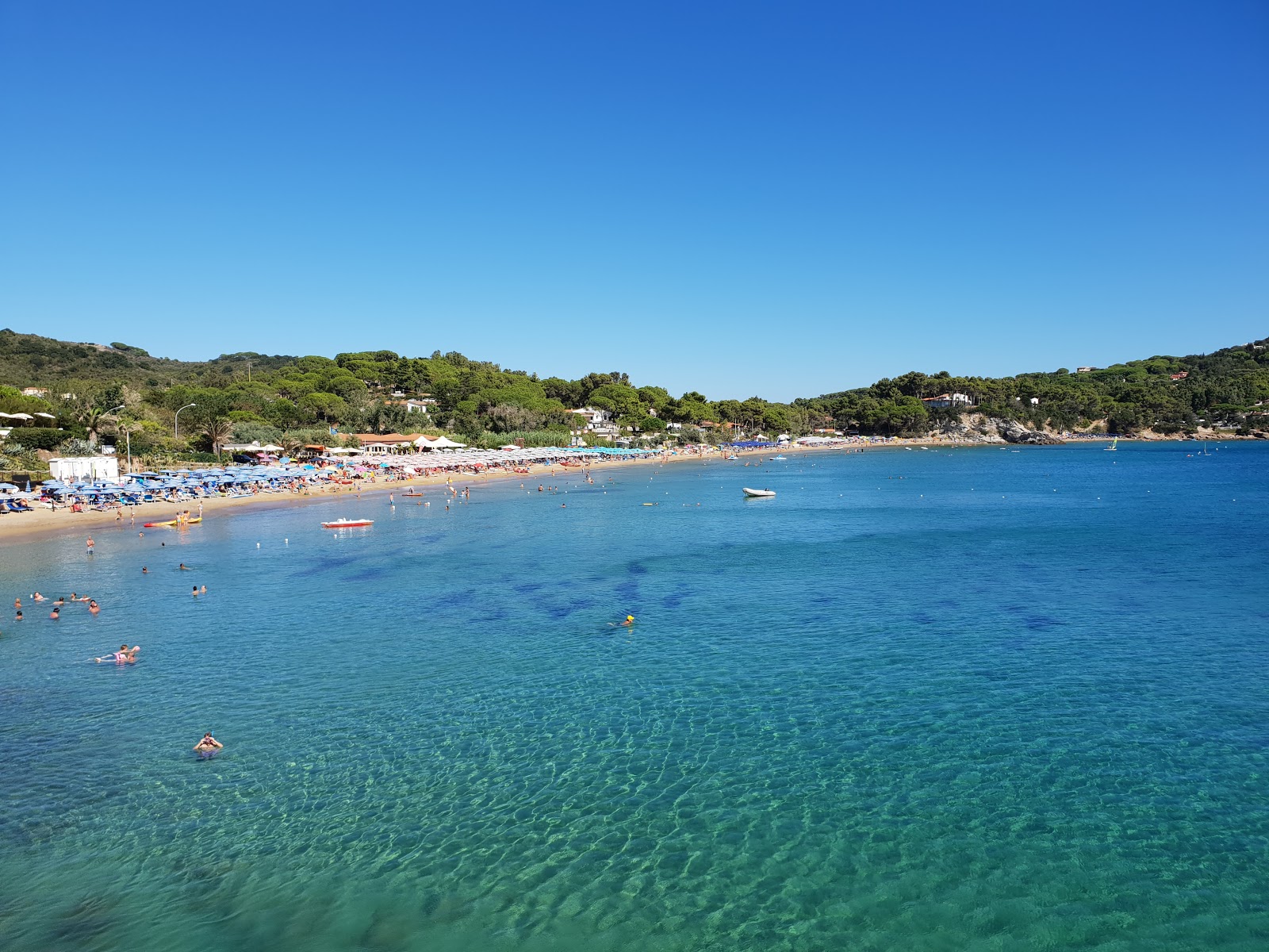 Photo de Lido di Capoliveri avec moyenne baie