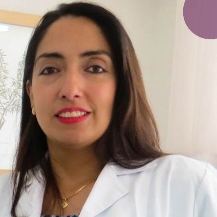Dra. Jessica Pedraza Villanueva, Ginecólogo