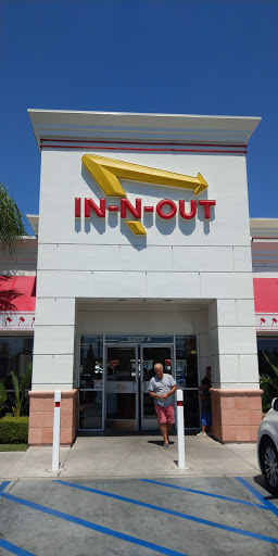 Shopping Mall «Laguna Hills Mall», reviews and photos, 24155 Laguna Hills Mall, Laguna Hills, CA 92653, USA