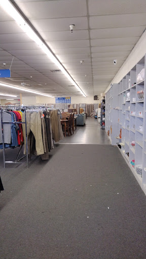 Non-Profit Organization «Society of St. Vincent de Paul - Mesa Thrift Store», reviews and photos, 2352 W Main St, Mesa, AZ 85201, USA