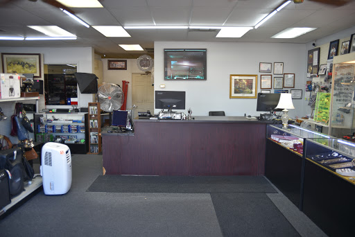 Pawn Shop «KB PAWN LOAN», reviews and photos, 11102 Briar Forest Dr, Houston, TX 77042, USA