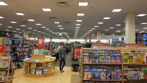 Book Store «Barnes & Noble», reviews and photos, 1245 NY-300, Newburgh, NY 12550, USA