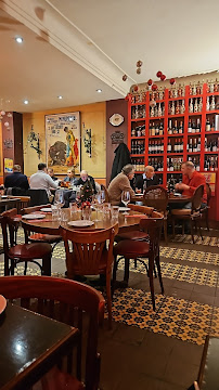 Atmosphère du Restaurant espagnol Casa Paco...Restaurant à Paris - n°7