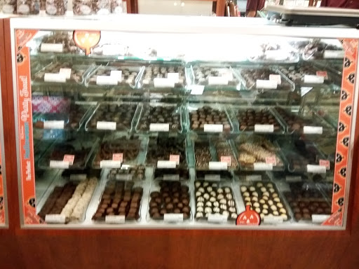 Chocolate Shop «Kilwins Hollywood», reviews and photos, 1907 Hollywood Blvd, Hollywood, FL 33020, USA