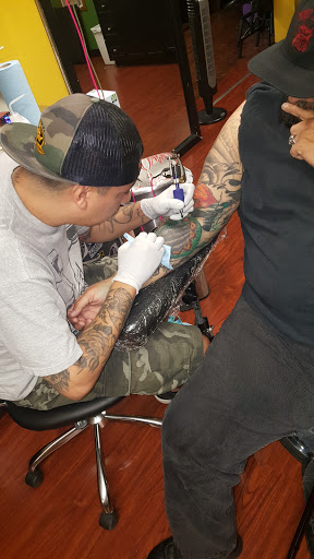 Tattoo Shop «Lucky You Tattoos», reviews and photos, 181 W Alameda St A, Manteca, CA 95336, USA