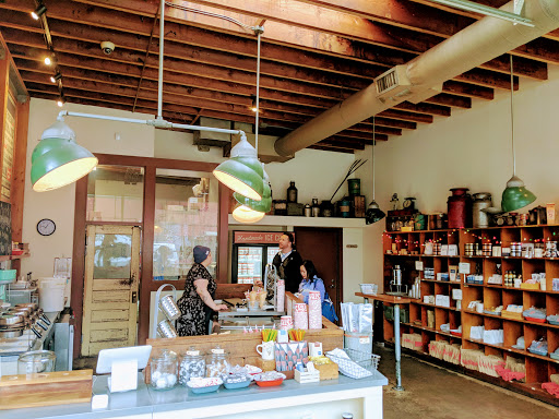 Ice Cream Shop «Salt & Straw», reviews and photos, 2035 NE Alberta St, Portland, OR 97211, USA