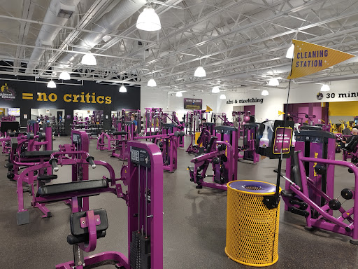 Gym «Zip Fitness Harlem-Foster», reviews and photos, 7300 W Foster Ave, Chicago, IL 60656, USA