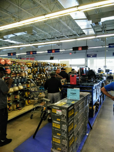 Tool Store «Harbor Freight Tools», reviews and photos, 410 W 49th St #104, Hialeah, FL 33012, USA