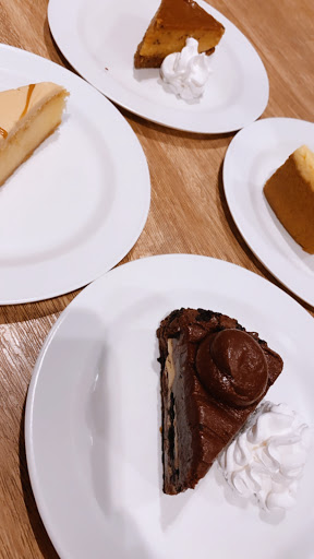 Nosta Cafe, No. 2 atakampe street, off Adetokunbo Ademola Cres, Wuse 2, Abuja, Nigeria, Dessert Shop, state Nasarawa