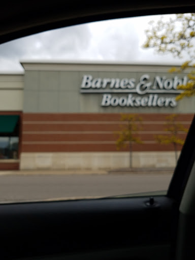 Book Store «Barnes & Noble», reviews and photos, 396 John R Rd, Troy, MI 48083, USA