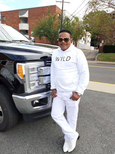 Auto Body Shop «Modern Auto Body-South Orange», reviews and photos, 343 Valley St, South Orange, NJ 07079, USA