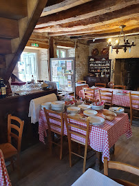 Atmosphère du Restaurant français Auberge Beauville à Espédaillac - n°15