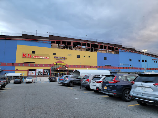 Warehouse club «BJ’s Wholesale Club», reviews and photos, 66-26 Metropolitan Ave, Middle Village, NY 11379, USA