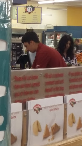 Grocery Store «Hannaford Supermarket», reviews and photos, 843 Central St, Millinocket, ME 04462, USA