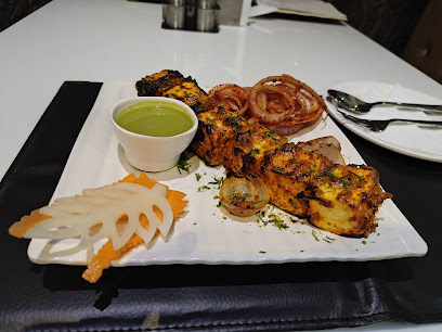 Keshavam Family Restaurant - Badichowdi, Rajamohallah, Badi Chowdi, Kachiguda, Hyderabad, Telangana 500095, India
