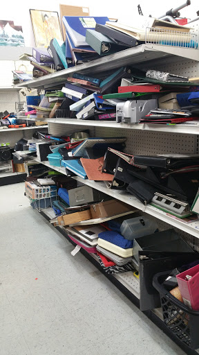 Thrift Store «Goodwill», reviews and photos, 1242 Colusa Ave, Yuba City, CA 95991, USA