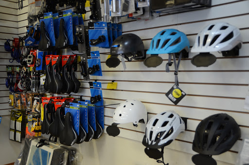 Bicycle Store «Budget Bicycle Center», reviews and photos, 1230 Regent St, Madison, WI 53715, USA