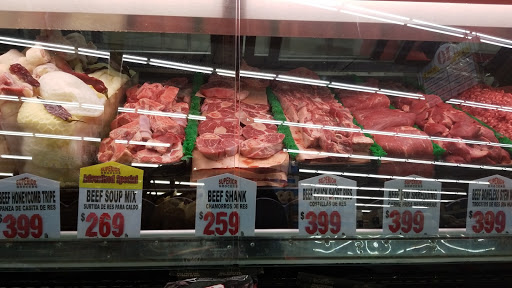 Grocery Store «Superior Grocers», reviews and photos, 9801 Laurel Canyon Blvd, Pacoima, CA 91331, USA