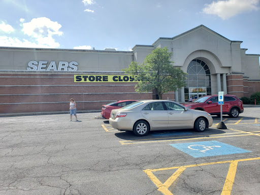 Shopping Mall «ShoppingTown Mall», reviews and photos, 3649 Erie Blvd E, Syracuse, NY 13214, USA