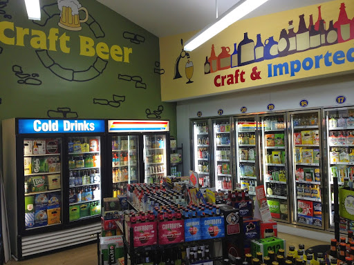 Liquor Store «Cigarette City Liquors», reviews and photos, 6250 Harlem Ave, Summit, IL 60501, USA