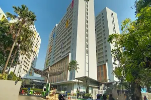 Binus Square Hall Of Residence image