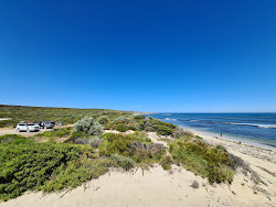 Foto de Cable Bay Beach com muito limpo nível de limpeza