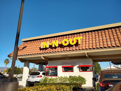 In-N-Out Burger - 9858 Balboa Blvd, Northridge, CA 91325