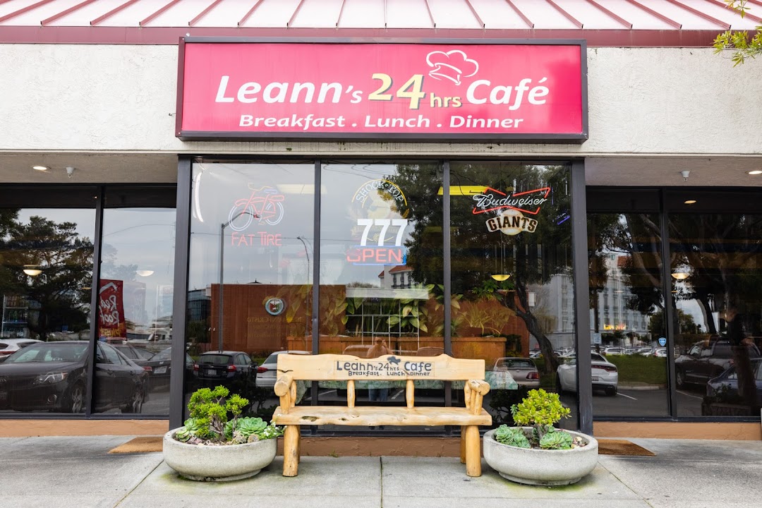 Leanns Cafe