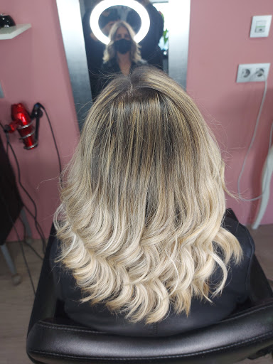 Peluquería Esther en Fuente Vaqueros, Granada