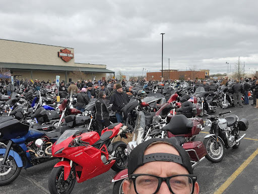 Harley-Davidson Dealer «Illinois Harley-Davidson», reviews and photos, 9950 Joliet Rd, Countryside, IL 60525, USA