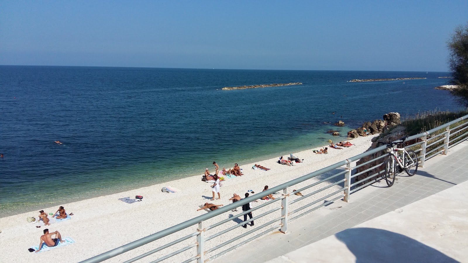 Fotografija Salsello beach priljubljeno mesto med poznavalci sprostitve