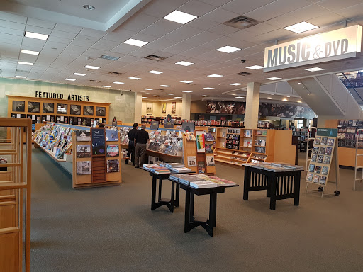 Book Store «Barnes & Noble», reviews and photos, 1430 Plaza Pl, Southlake, TX 76092, USA