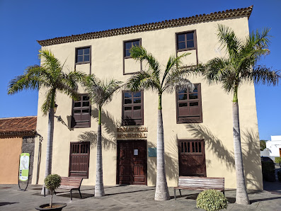 Biblioteca municipal - Ayuntamiento de Buenavista del Norte Pl. Gral. Eulate, 1, 38480 Buenavista del Nte., Santa Cruz de Tenerife, España