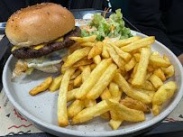 Hamburger du Restaurant halal French Eat à Saint-Ouen-sur-Seine - n°8