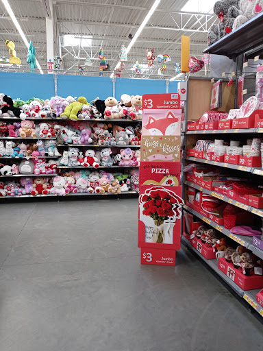 Department Store «Walmart Supercenter», reviews and photos, 530 Woollomes Ave, Delano, CA 93215, USA