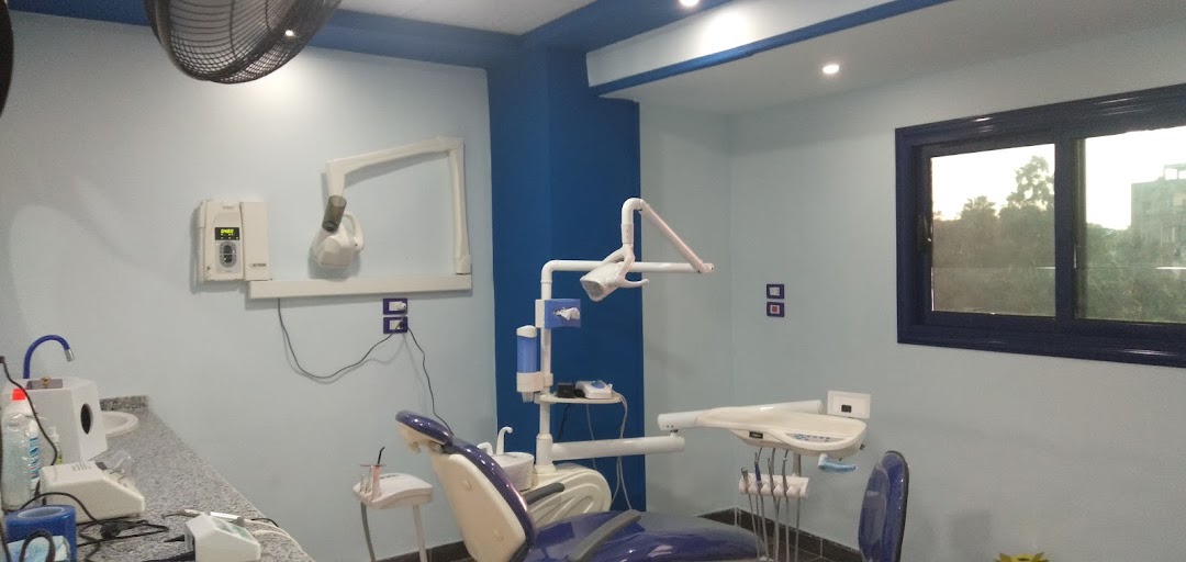مركز الدكتور خضر محمد عاصى لتقويم وزراعة وتجميل الاسنان