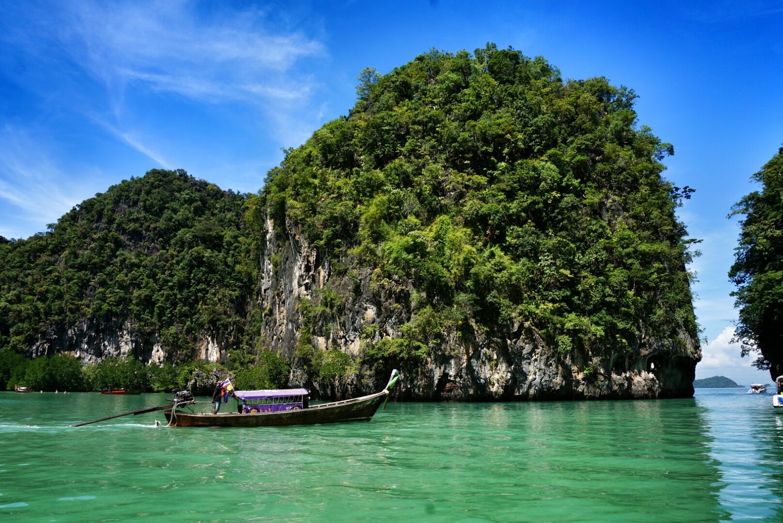 Foto van Lagoon of Hong island met ruime baai