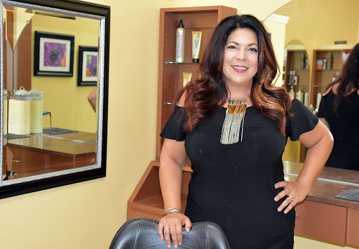 Beauty Salon «Salon Bella Flora», reviews and photos, 33963 US Hwy 19 N, Palm Harbor, FL 34684, USA